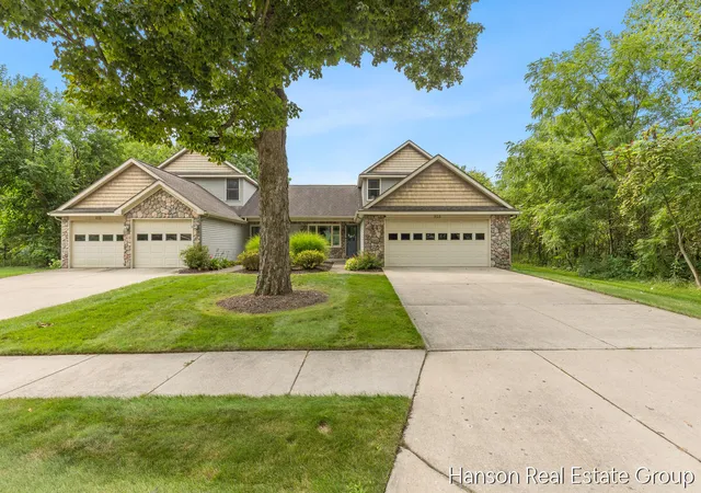 2nd image of 920 Clark St #12, Lowell, MI 49331 | MLS# 65026043326