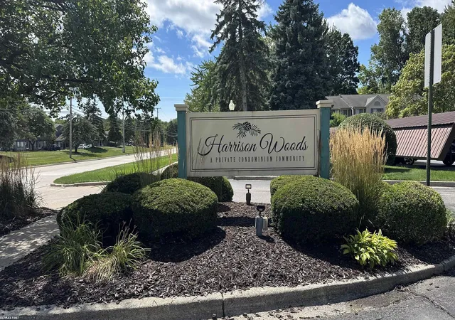 Photo 2 of Condo for sale at 27594 Harrison Woods Ln, Harrison Township, MI 48045 | MLS# 58050218883 | Listing updated on 2026-08-27