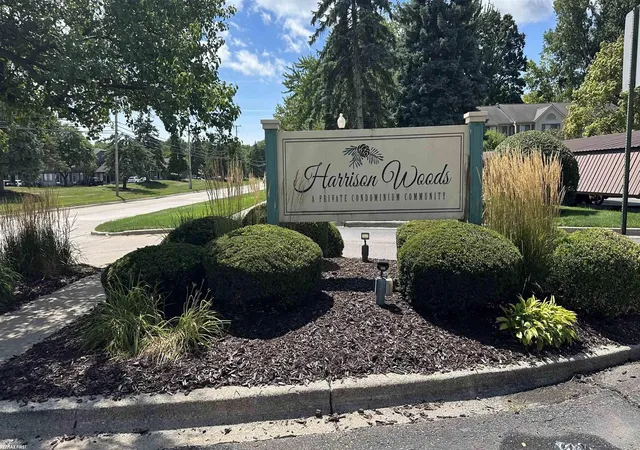 Photo 4 of Condo for sale at 27594 Harrison Woods Ln, Harrison Township, MI 48045 | MLS# 58050218883 | Listing updated on 2026-08-27
