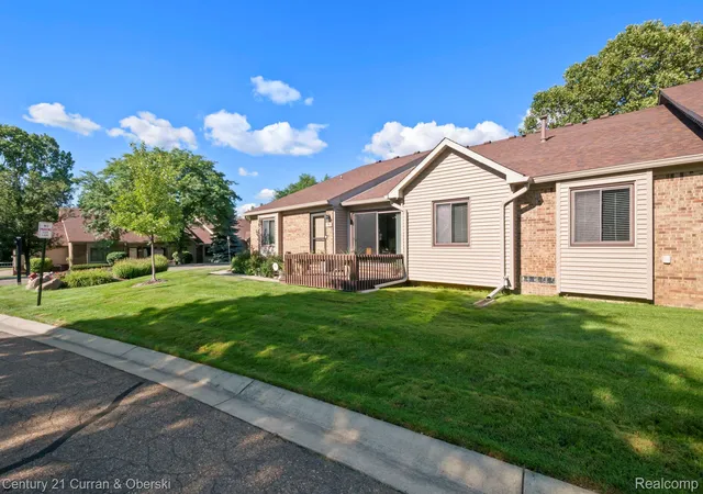 Photo 1 of Sale Pending at 7981 Lawrence, West Bloomfield, MI 48322 | MLS# 20261065613 | Listing updated on 2026-09-13
