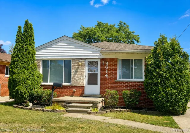 Photo 1 of Single family home for sale at 9614 Garfield, Redford, MI 48239 | MLS# 20261065616 | Listing updated on 2026-08-19