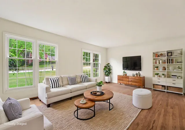 Photo 3 of Single family home for sale at 34214 Old Timber Rd, Farmington Hills, MI 48331 | MLS# 81026043348 | Listing updated on 2026-08-19