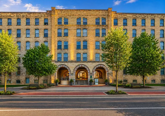 1st image of 940 Monroe Ave Nw #405A, Grand Rapids, MI 49503 | MLS# 65026043347