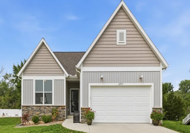 Photo 1 of Single family home for sale at 6927 Caliburn Dr Se, Caledonia, MI 49316 | MLS# 65026043344 | Listing updated on 2026-09-04