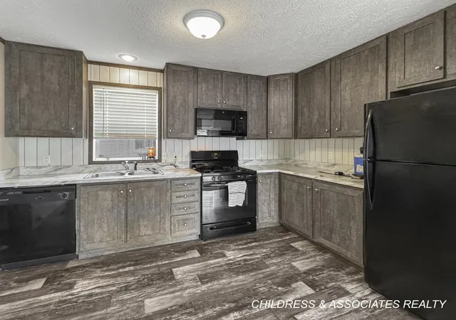 3rd image of 1267 Avenue A #Unit 133, Springfield City Calhoun, MI 49037 | MLS# 65026043339
