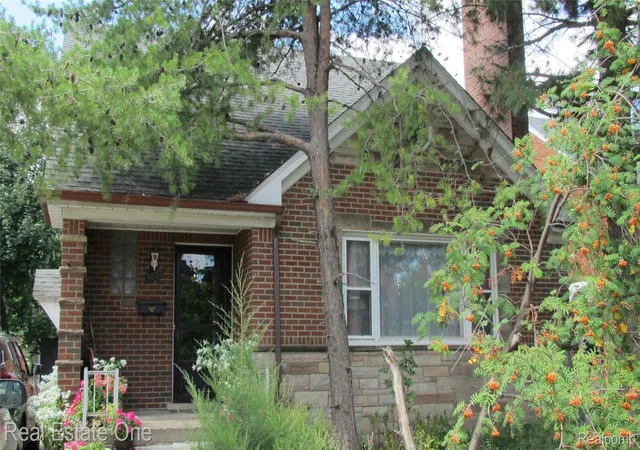 Photo 1 of Sale Pending at 5037 Maple St, Dearborn, MI 48126 | MLS# 20261065644 | Listing updated on 2026-09-02