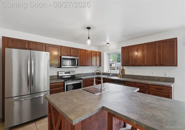 Photo 4 of Single family home for sale at 22571 E 13 Mile Rd, St Clair Shores City Macomb, MI 48082 | MLS# 20261065655 | Listing updated on 2026-09-15
