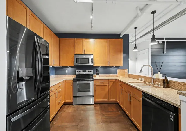 Photo 4 of Condo for sale at 600 Broadway Ave NW #602, Grand Rapids, MI 49504 | MLS# 71026043359 | Listing updated on 2026-10-08