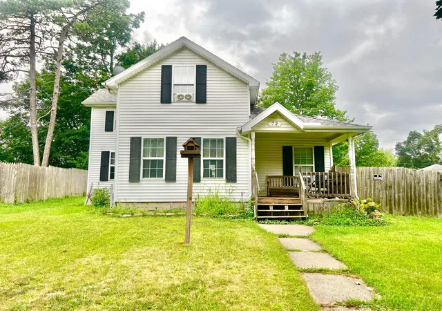 Photo 1 of Single family home for sale at 72 Budlong St, Hillsdale, MI 49242 | MLS# 62026043351 | Listing updated on 2026-08-18