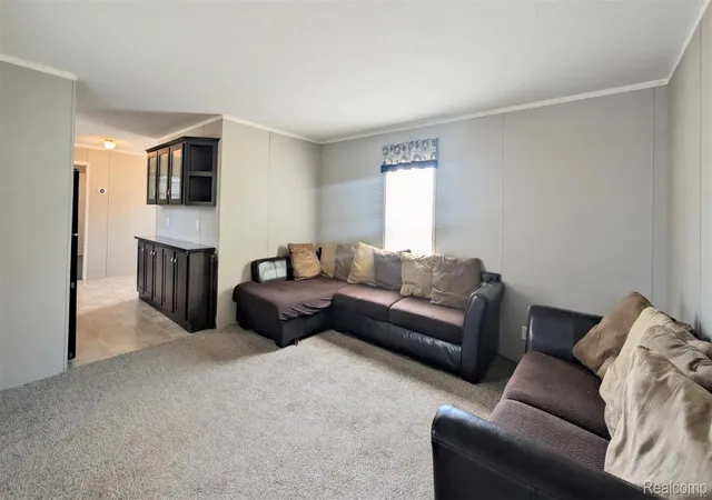 Photo 3 of Single family home for sale at 17092 Canterbury Cir, Holly, MI 48442 | MLS# 20261065659 | Listing updated on 2026-08-21