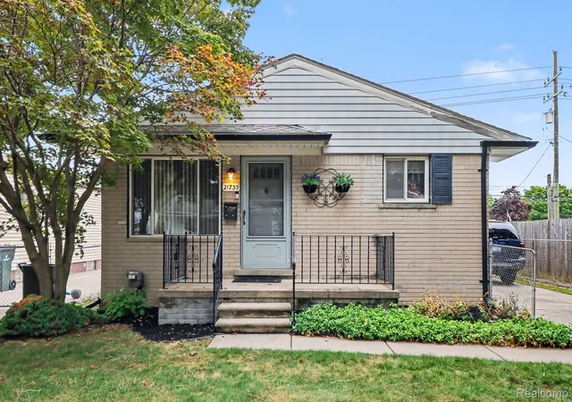 Photo 2 of Single family home for sale at 21739 Cedar St, Saint Clair Shores, MI 48081 | MLS# 20261065662 | Listing updated on 2026-09-15