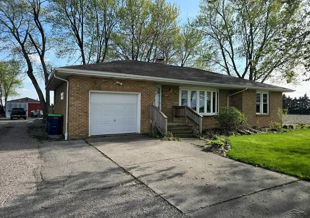 1st image of 4860 E Washington Rd, Saginaw, MI 48601 | MLS# 61050218903