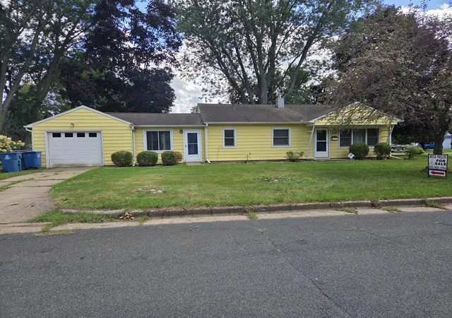 Photo 1 of Single family home for sale at 310 Northfield Dr, Battle Creek, MI 49015 | MLS# 64026043360 | Listing updated on 2026-09-04