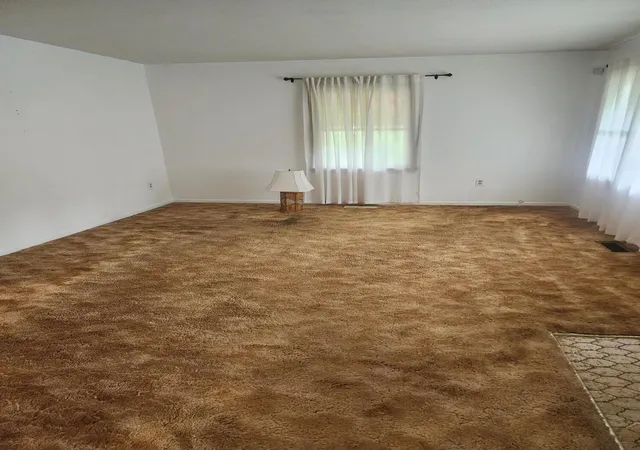 Photo 3 of Single family home for sale at 310 Northfield Dr, Battle Creek, MI 49015 | MLS# 64026043360 | Listing updated on 2026-09-04