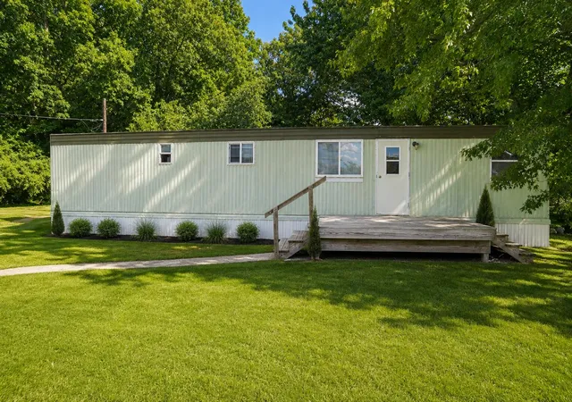 1st image of 5850 Ridge St, Newaygo, MI 49337 | MLS# 65026043364