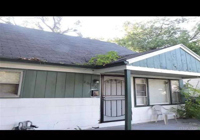 Photo 2 of Single family home for sale at 20506 Revere St, Detroit, MI 48234 | MLS# 81026043373 | Listing updated on 2026-08-18