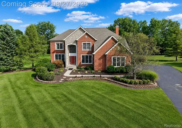 Photo 3 of Single family home for sale at 1968 Scenic Dr, Milford Charter Township Oakland, MI 48380 | MLS# 20261065688 | Listing updated on 2026-09-10