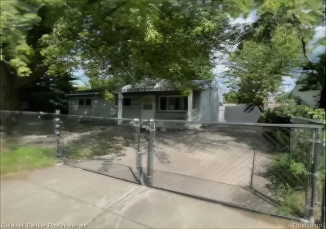 3rd image of 789 Gates Ave Ne, Ypsilanti, MI 48198 | MLS# 20261065699