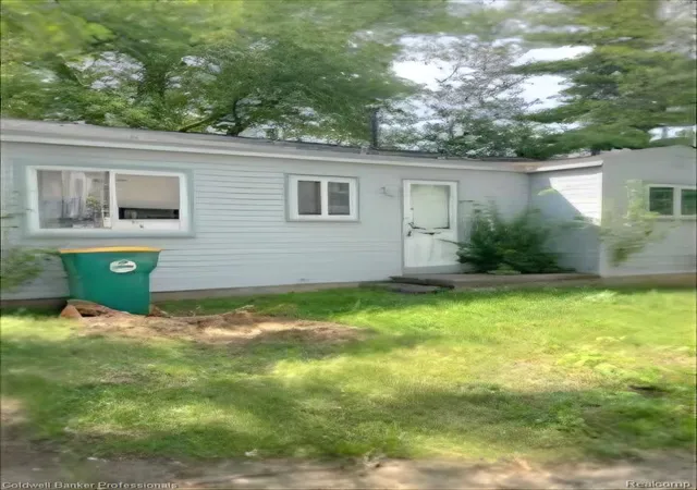 4th image of 789 Gates Ave Ne, Ypsilanti, MI 48198 | MLS# 20261065699