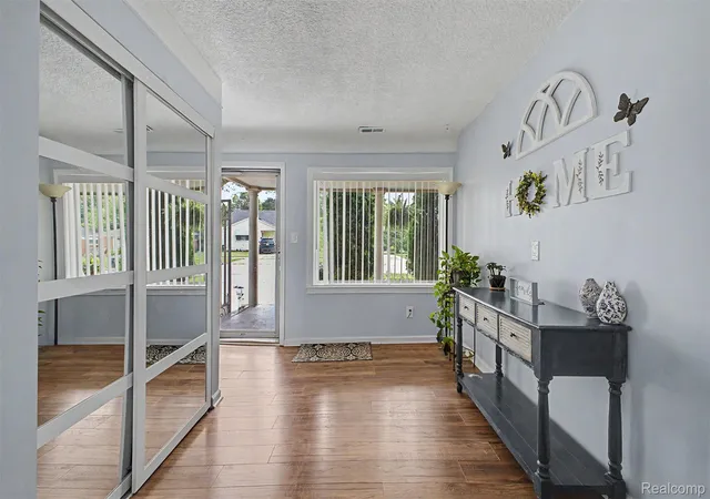 Photo 3 of Single family home for sale at 8299 Robindale Ave, Dearborn Heights, MI 48127 | MLS# 20261065717 | Listing updated on 2026-09-13