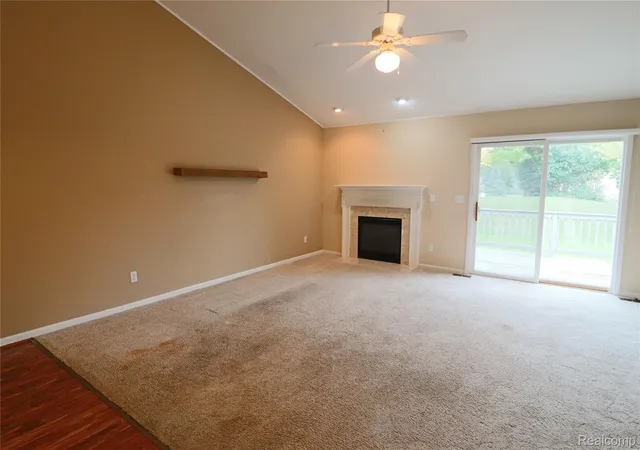 Listing Photo 4 - Condo for sale in building located at 22811 Woodcreek Dr, Taylor, MI 48180