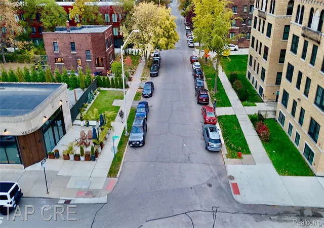 Photo 3 of Land for sale at 684 W Alexandrine St, Detroit, MI 48201 | MLS# 20261065739 | Listing updated on 2026-08-18