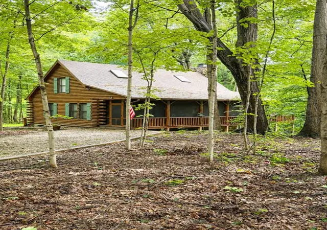 1st image of 330 Charlestown Colony #17, Buchanan, MI 49107 | MLS# 69026043392
