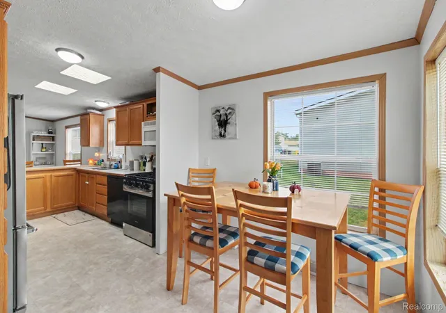 5th image of 2992 Charing Cross, Northville, MI 48167 | MLS# 20261065750