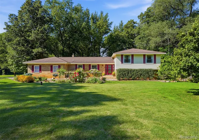 1st image of 11111 Shadywood Dr, Brighton, MI 48114 | MLS# 20261065751