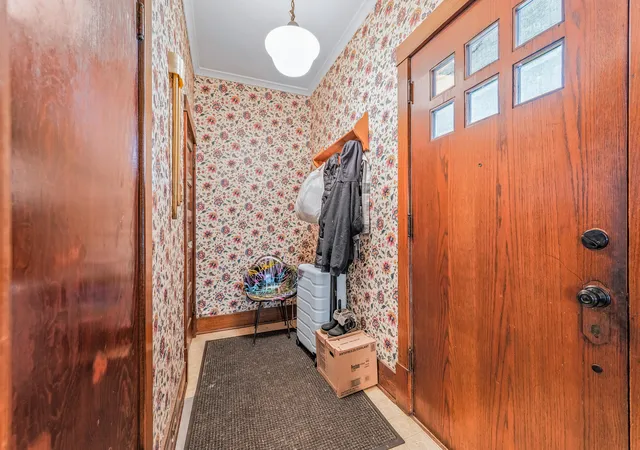 Photo 4 of Single family home for sale at 437 E Chapin St, Cadillac, MI 49601 | MLS# 72026043401 | Listing updated on 2026-08-18