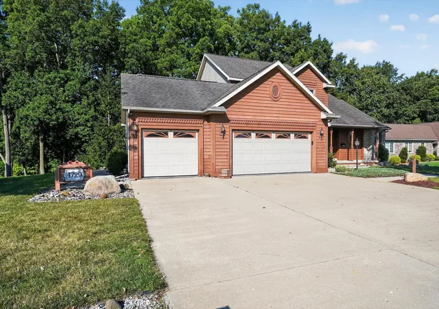Photo 3 of Single family home for sale at 4729 Dimond Way, Dimondale, MI 48821 | MLS# 71026043402 | Listing updated on 2026-09-15