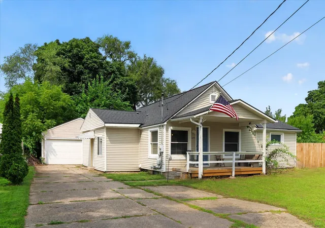 2nd image of 3519 Raven Ave Sw, Wyoming, MI 49509 | MLS# 72026043404