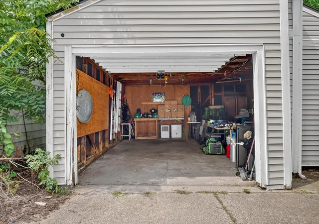 43rd image of 3519 Raven Ave Sw, Wyoming, MI 49509 | MLS# 72026043404