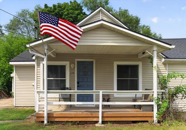 5th image of 3519 Raven Ave Sw, Wyoming, MI 49509 | MLS# 72026043404