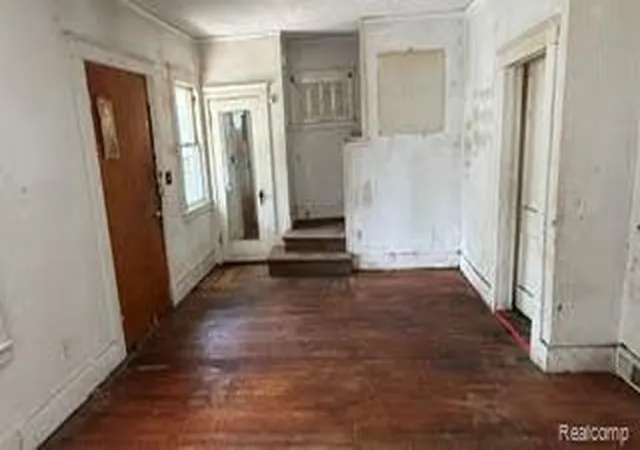 Photo 2 of Single family home for sale at 3214 Vicksburg St, Detroit, MI 48206 | MLS# 20261065772 | Listing updated on 2026-10-14