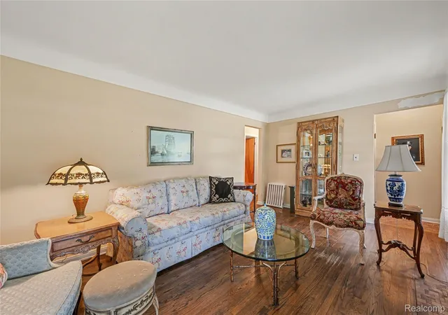 Photo 3 of Single family home for sale at 14345 Hillcrest St, Livonia, MI 48154 | MLS# 20261065773 | Listing updated on 2026-08-21