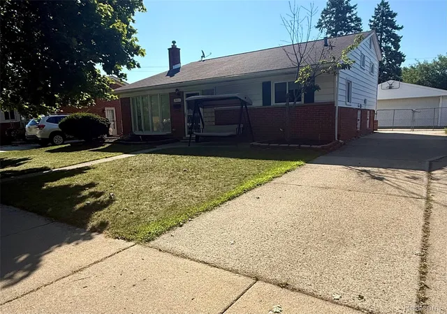 2nd image of 3811 Syckelmoore, Trenton, MI 48183 | MLS# 20261065775