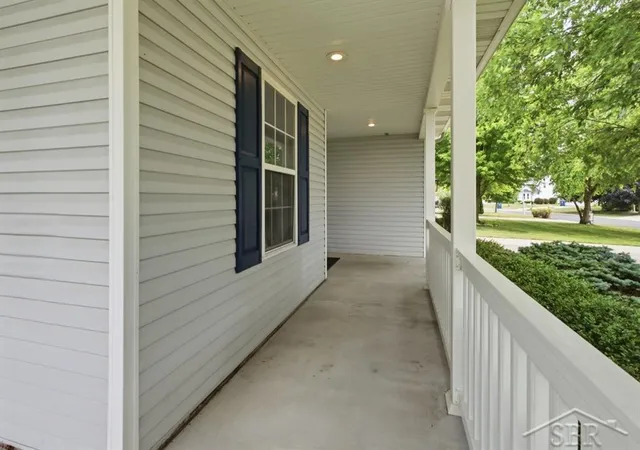 Photo 3 of Single family home for sale at 11382 August Ln, Freeland, MI 48623 | MLS# 61050218935 | Listing updated on 2026-09-24