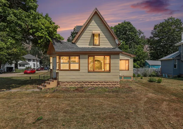 1st image of 263 S Main St, Clarksville, MI 48815 | MLS# 65026043420