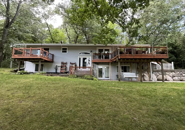 5th image of 11011 Podunk Ave Ne, Greenville, MI 48838 | MLS# 65026043413