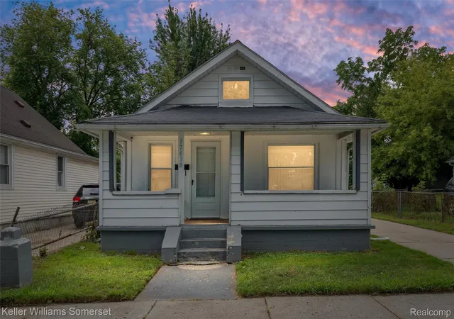 1st image of 17638 Ivanhoe St, Roseville, MI 48066 | MLS# 20261065796