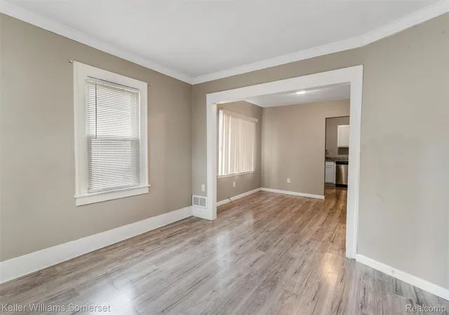 5th image of 17638 Ivanhoe St, Roseville, MI 48066 | MLS# 20261065796