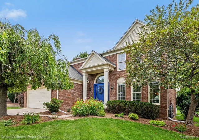 Photo 1 of Single family home for sale at 1724 Foresthill Dr, Rochester, MI 48306 | MLS# 20261065798 | Listing updated on 2026-09-12