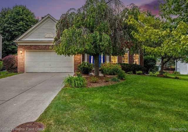Photo 3 of Single family home for sale at 1724 Foresthill Dr, Rochester, MI 48306 | MLS# 20261065798 | Listing updated on 2026-09-12