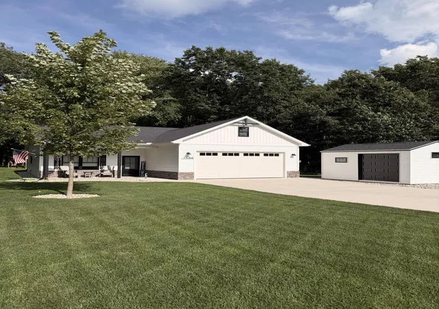 1st image of 7586 Regency Ln, Stanwood, MI 49346 | MLS# 65026043422