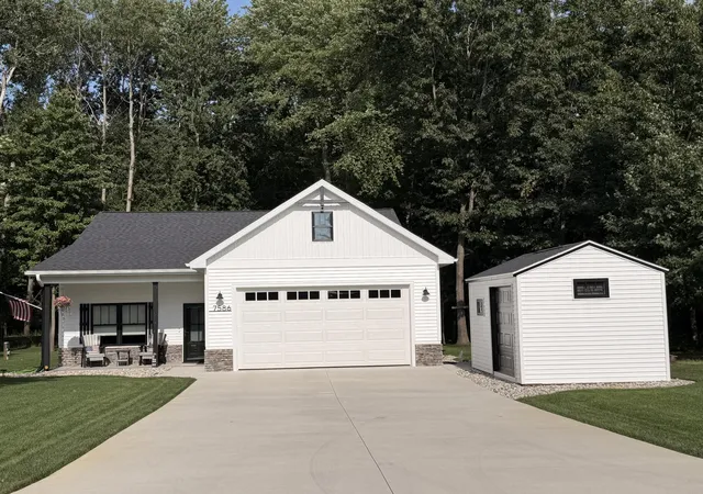 image of 7586 Regency Ln, Stanwood, MI 49346 | MLS# 65026043422