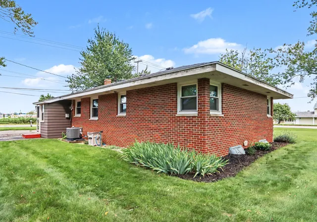 2nd image of 1715 S Centerville Rd, Sturgis, MI 49091 | MLS# 62026043423