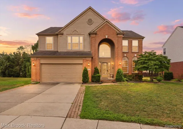 1st image of 15034 Oak Knoll Ct, Sterling Heights, MI 48312 | MLS# 20261065805