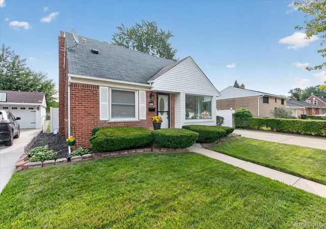 Photo 2 of Single family home for sale at 8063 Pelham Rd, Allen Park City Wayne, MI 48101 | MLS# 20261065813 | Listing updated on 2026-10-05