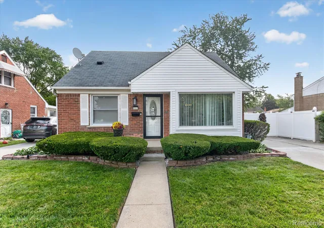Photo 3 of Single family home for sale at 8063 Pelham Rd, Allen Park City Wayne, MI 48101 | MLS# 20261065813 | Listing updated on 2026-10-05